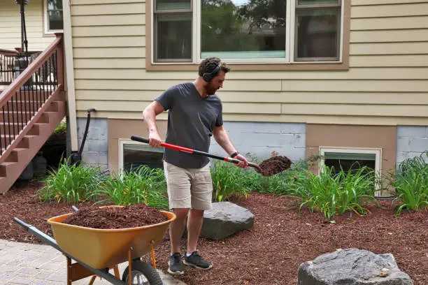 How Long Does Mulch Last in Hartford, CT